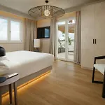 Cala Ponte, A Tribute Portfolio 5*