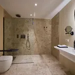 Cala Ponte, A Tribute Portfolio 5*