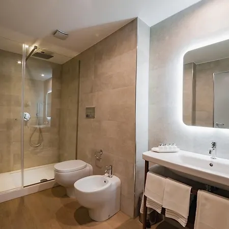 Hotel Calaponte 4*