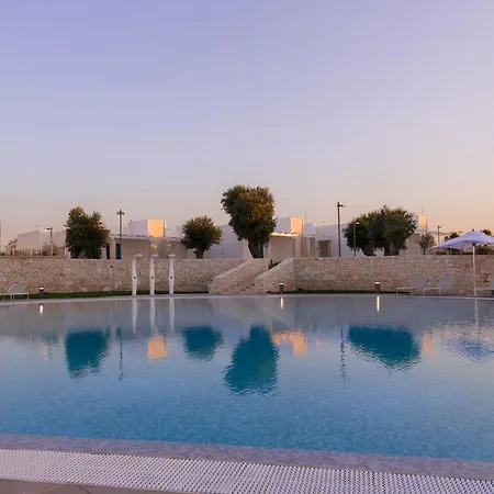 Отель Cala Ponte 4*