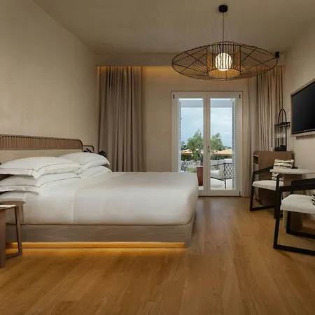 Cala Ponte, A Tribute Portfolio 5*