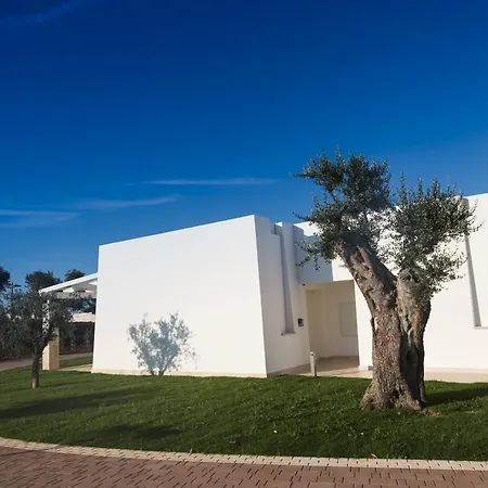 Отель Cala Ponte 4*