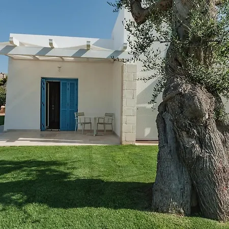 Отель Cala Ponte 4*