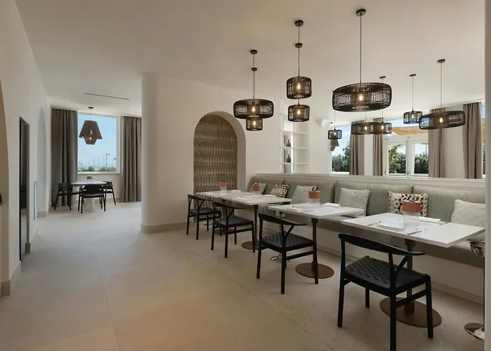 Hotel Cala Ponte, A Tribute Portfolio