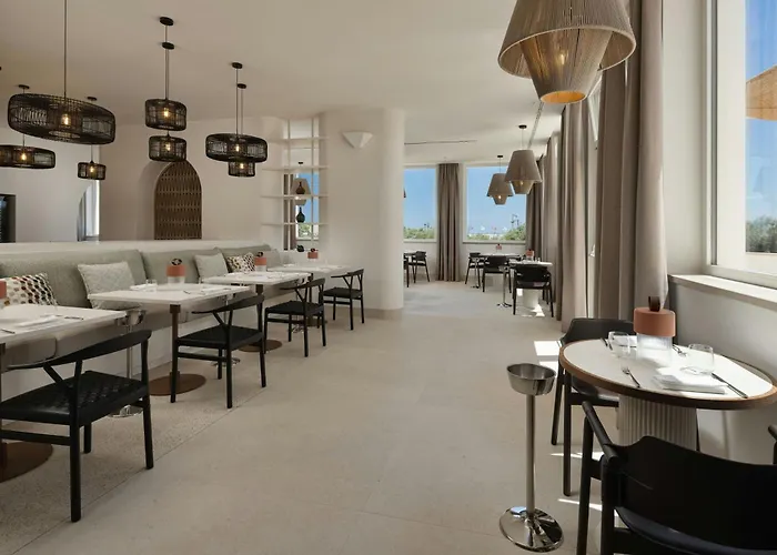 Cala Ponte, A Tribute Portfolio Hotel 5*